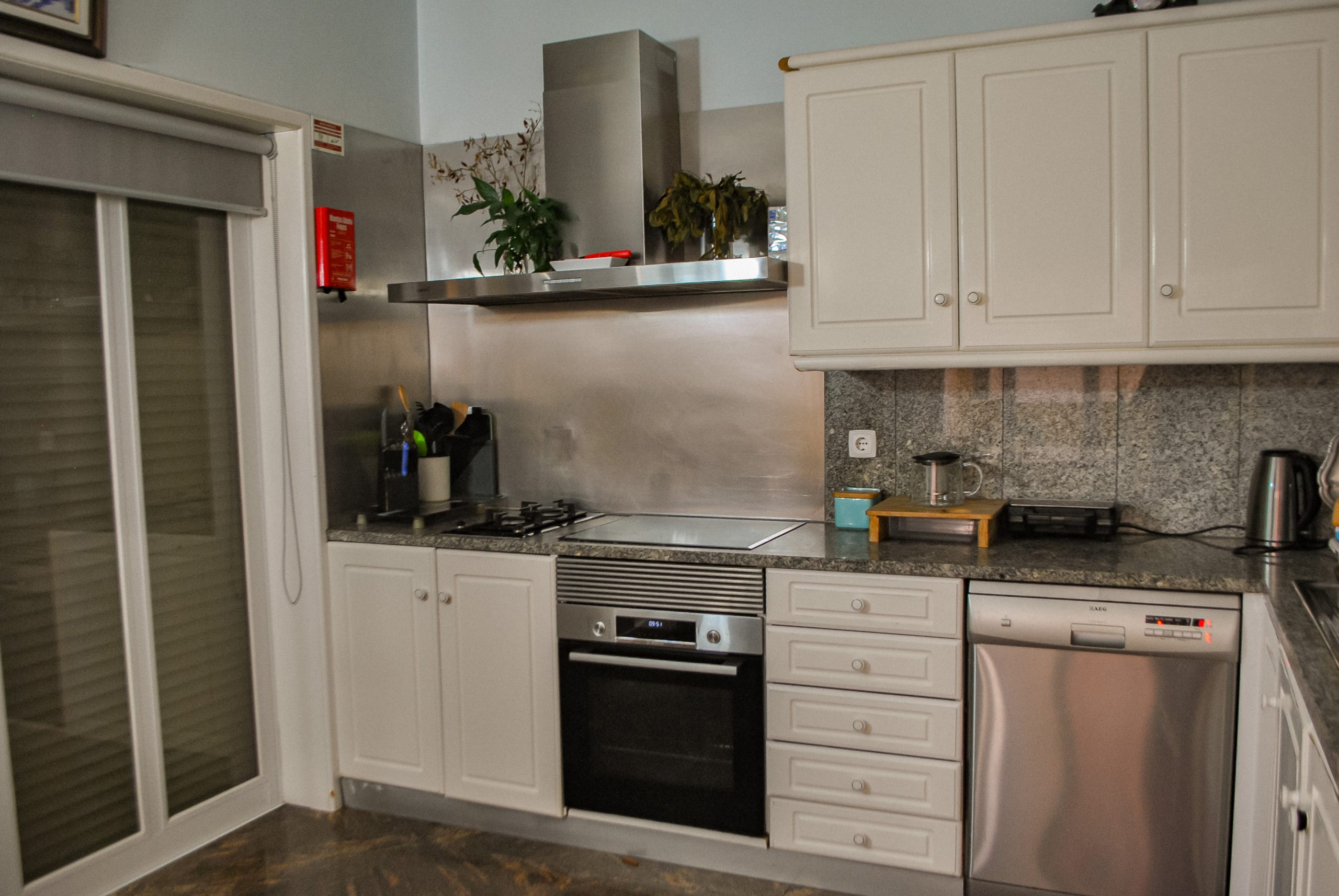 1C384B63-6785-4F2F-B581-9E0E0E9BF0A6