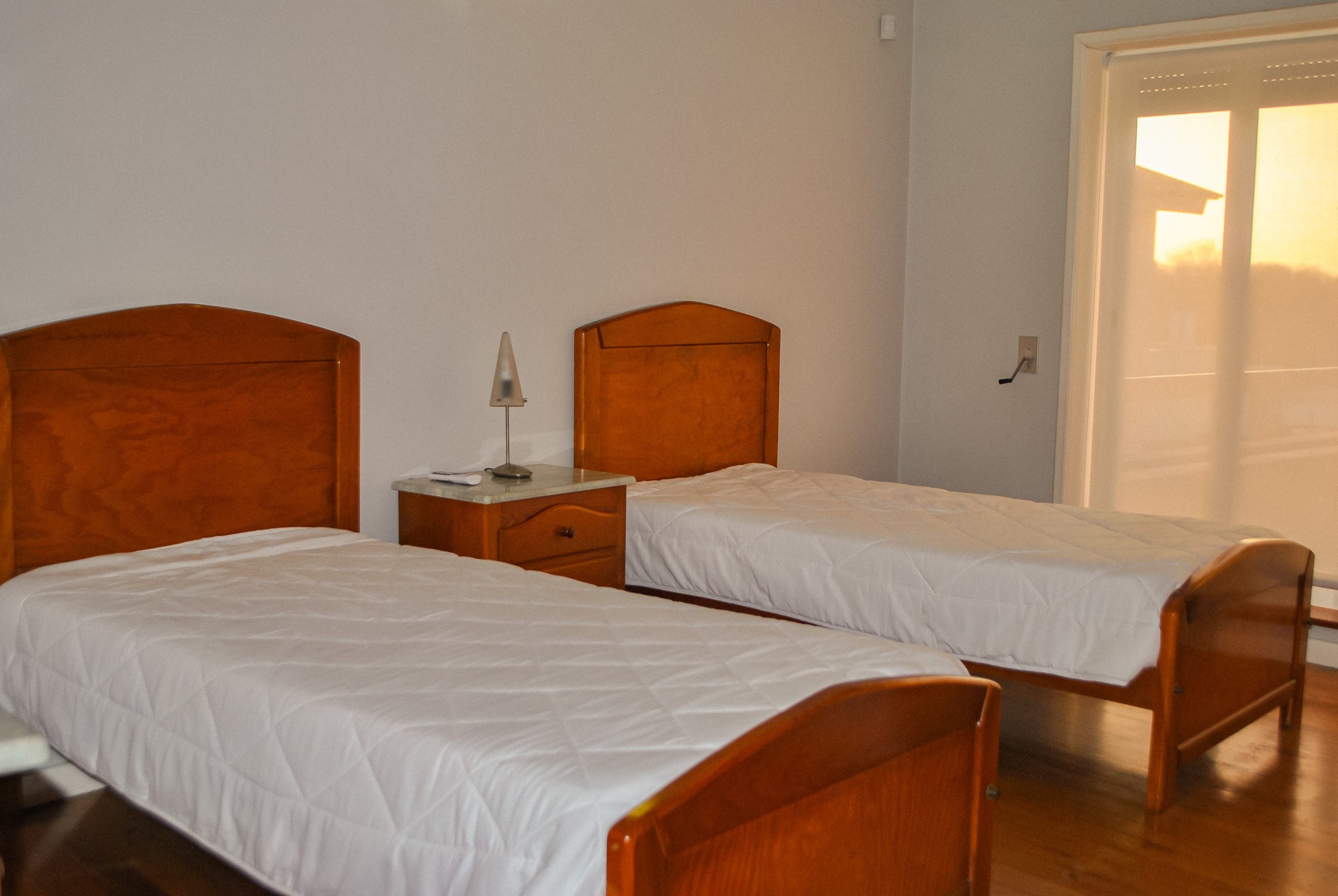 3BC5C8B0-0B3C-428C-9DEC-47FC0DF018D7